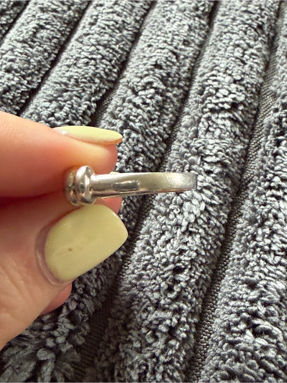 Modern Silver Tone Open Bypass Ring Clear Bezel Set Stones Minimalist Size 7 - Picture 5 of 5